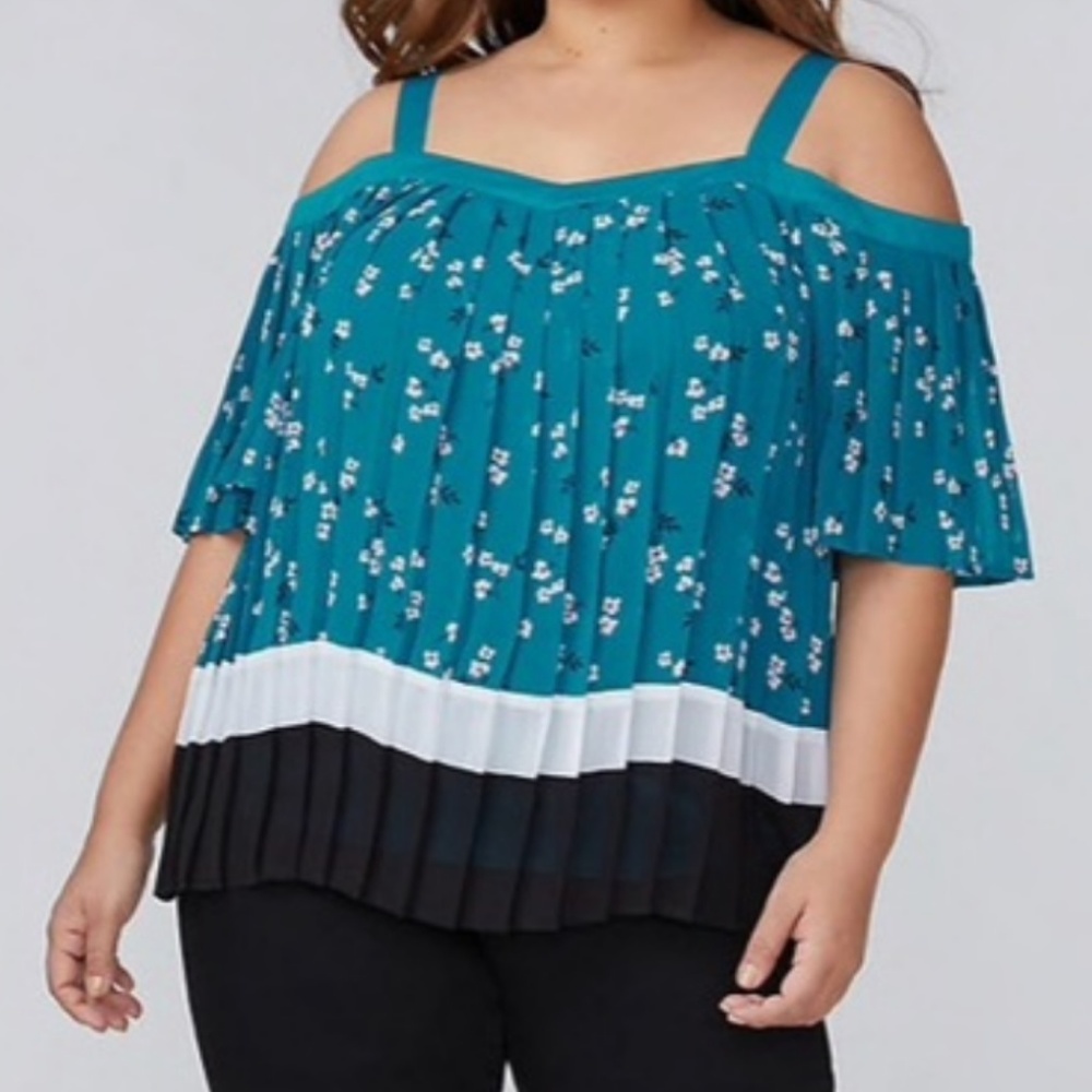 Pleated Floral Bordered Cold Shoulder Top 18W
